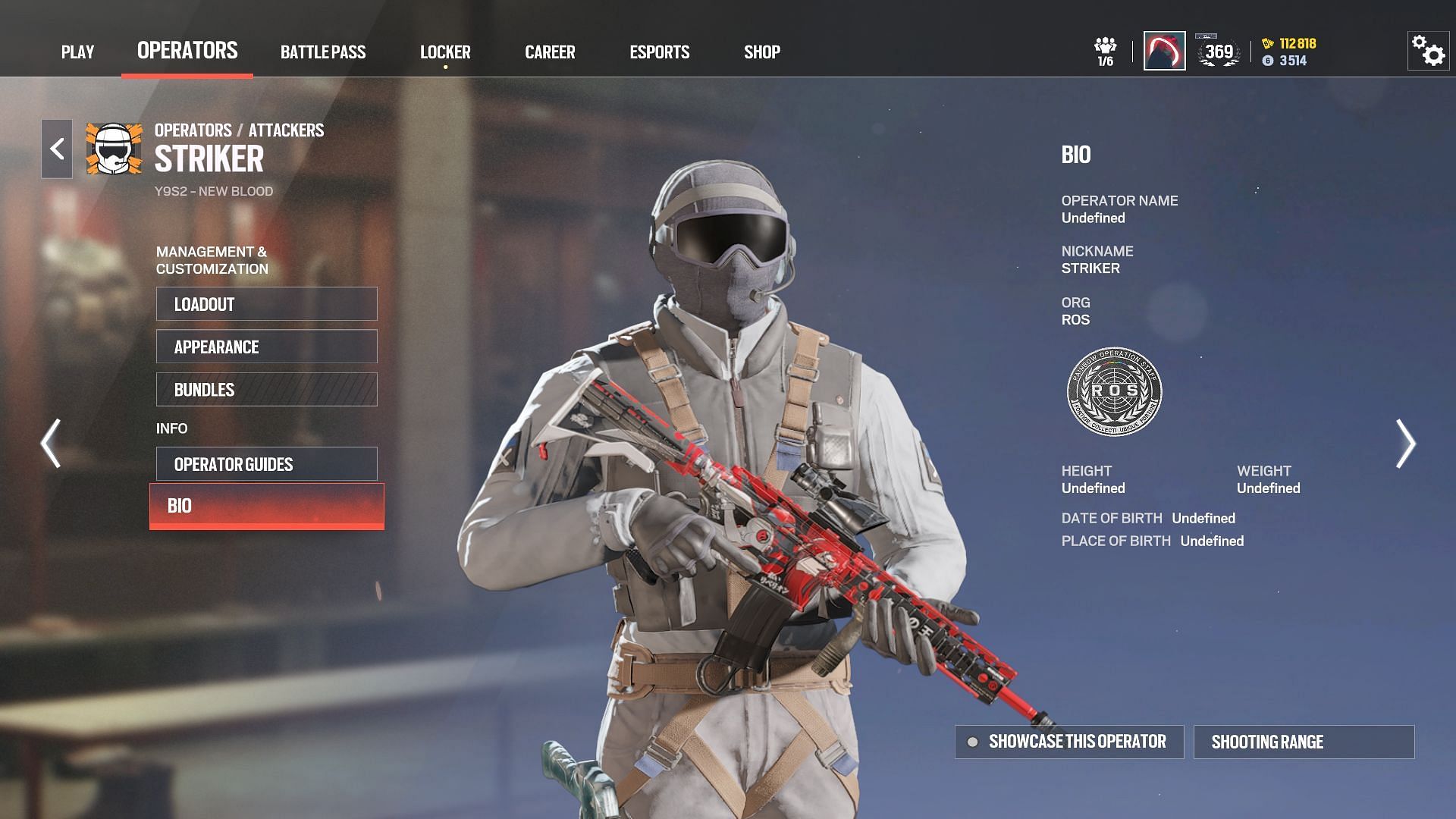 Striker can equip two secondary gadgets (Image via Sportskeeda Gaming || Ubisoft)